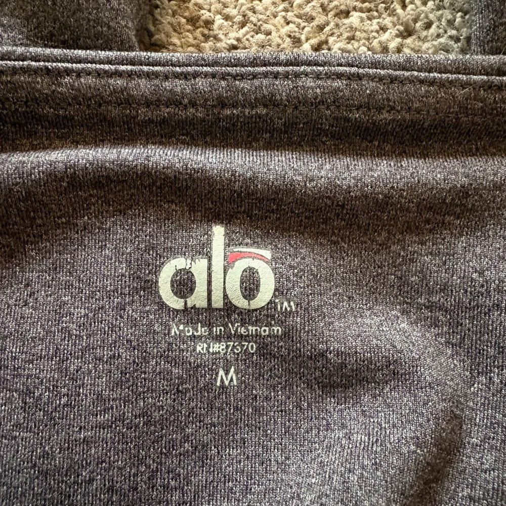 ALO Yoga Charcoal Leggings with Teal Striped Side Panels - Picture 5 of 5